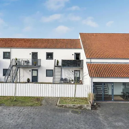 Διαμέρισμα 2 Bedroom Cozy In *